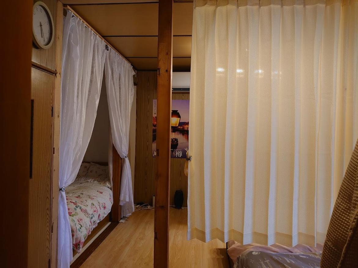 Otaru Guest House Tarune Eksteriør bilde